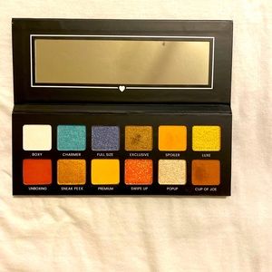 Boxycharm eyeshadow palette!!